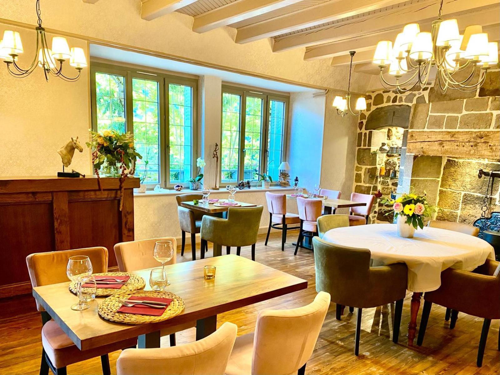Hotel Restaurant Du Plomb Du Cantal Murat  Kültér fotó